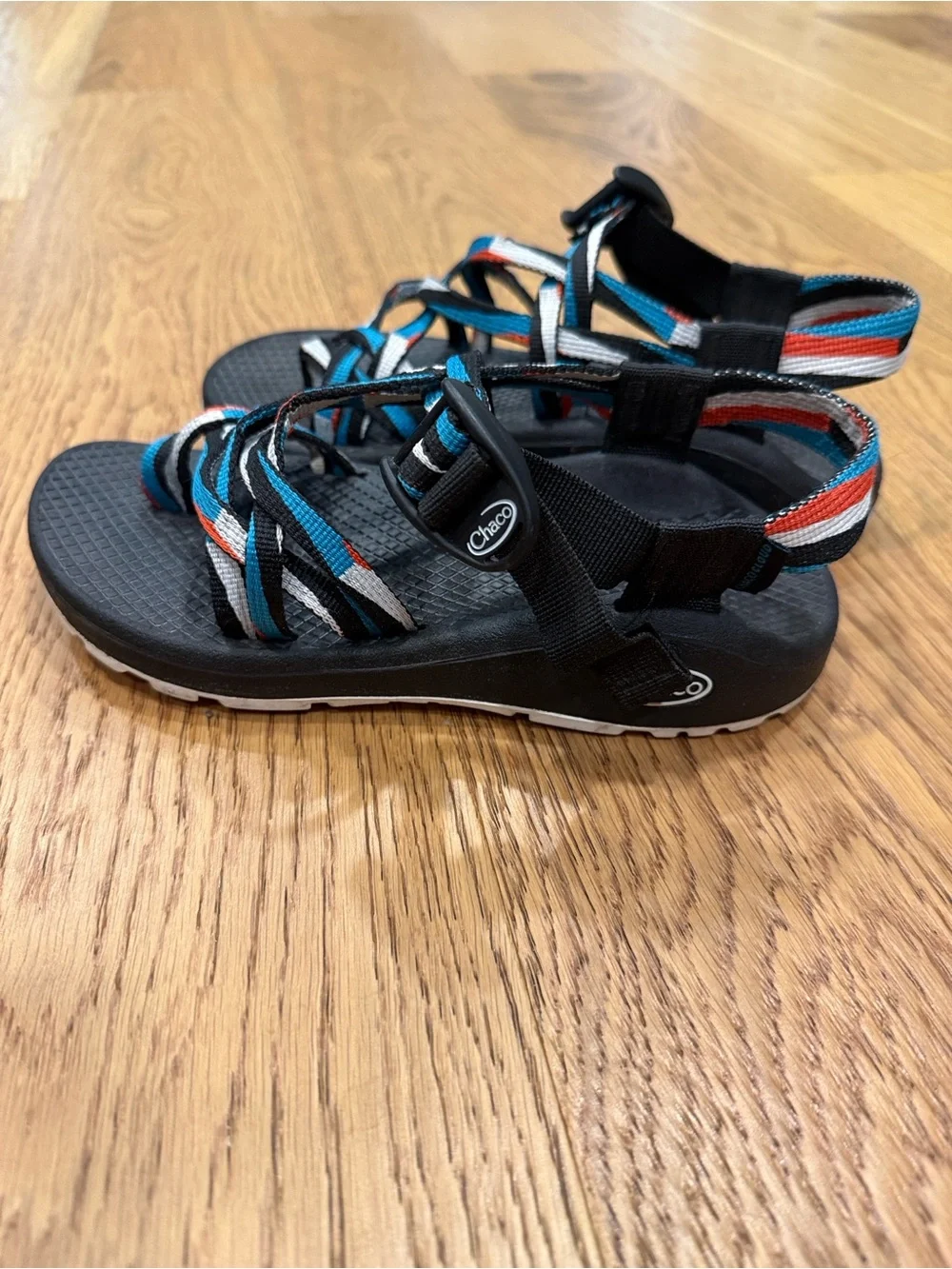 Chaco Classic Strappy Hiking Sandals Multicolor Women's Size 5